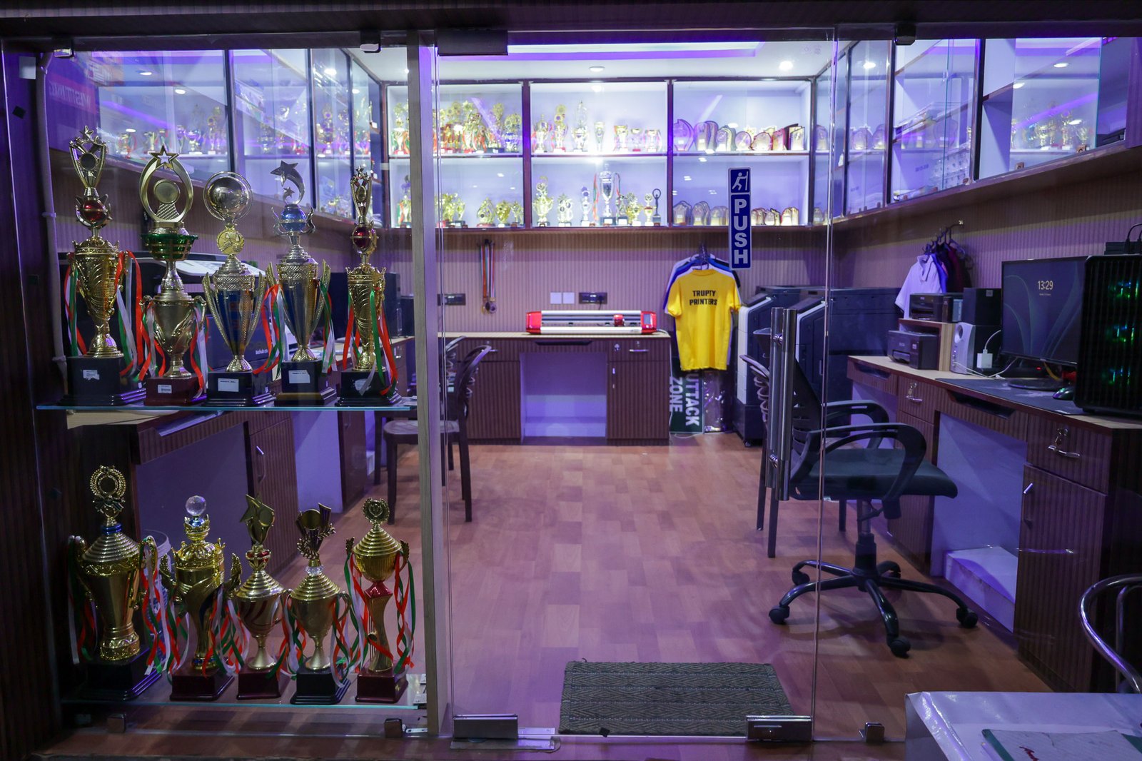 Trophies & Mementos Work